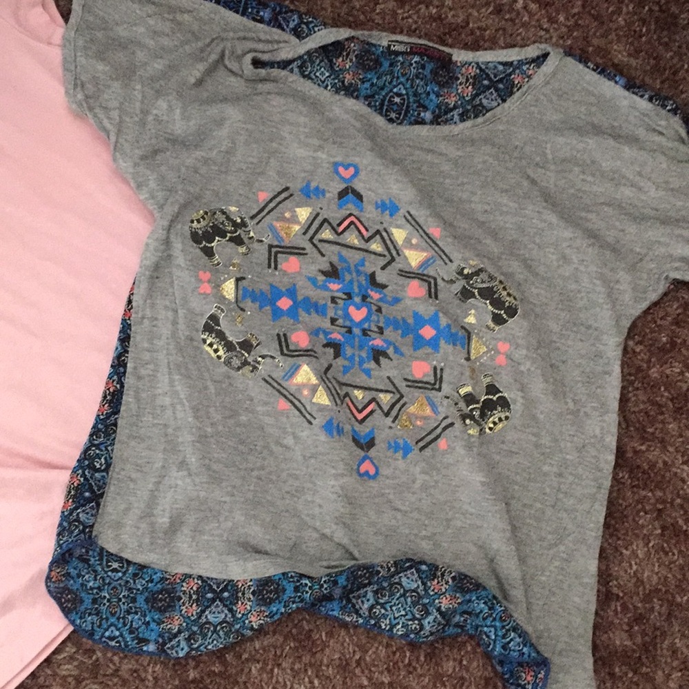 Shirts - Picture 4 of 5